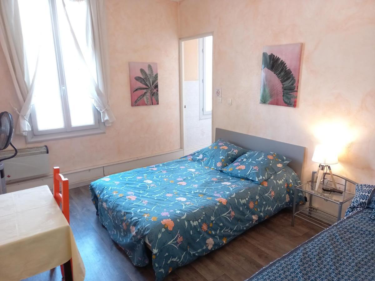 Hotel Le Vauban Entrevaux Esterno foto